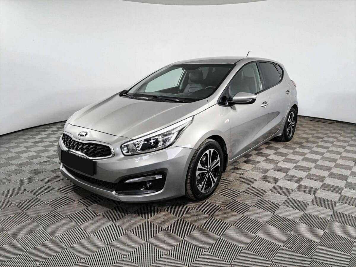 Kia Ceed б/у, 2015, Механическая. Фото: #0