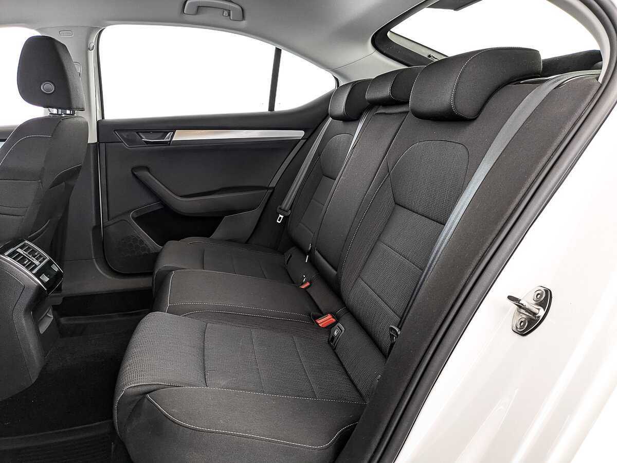 Skoda Superb б/у, 2017, Роботизированная. Фото: #11