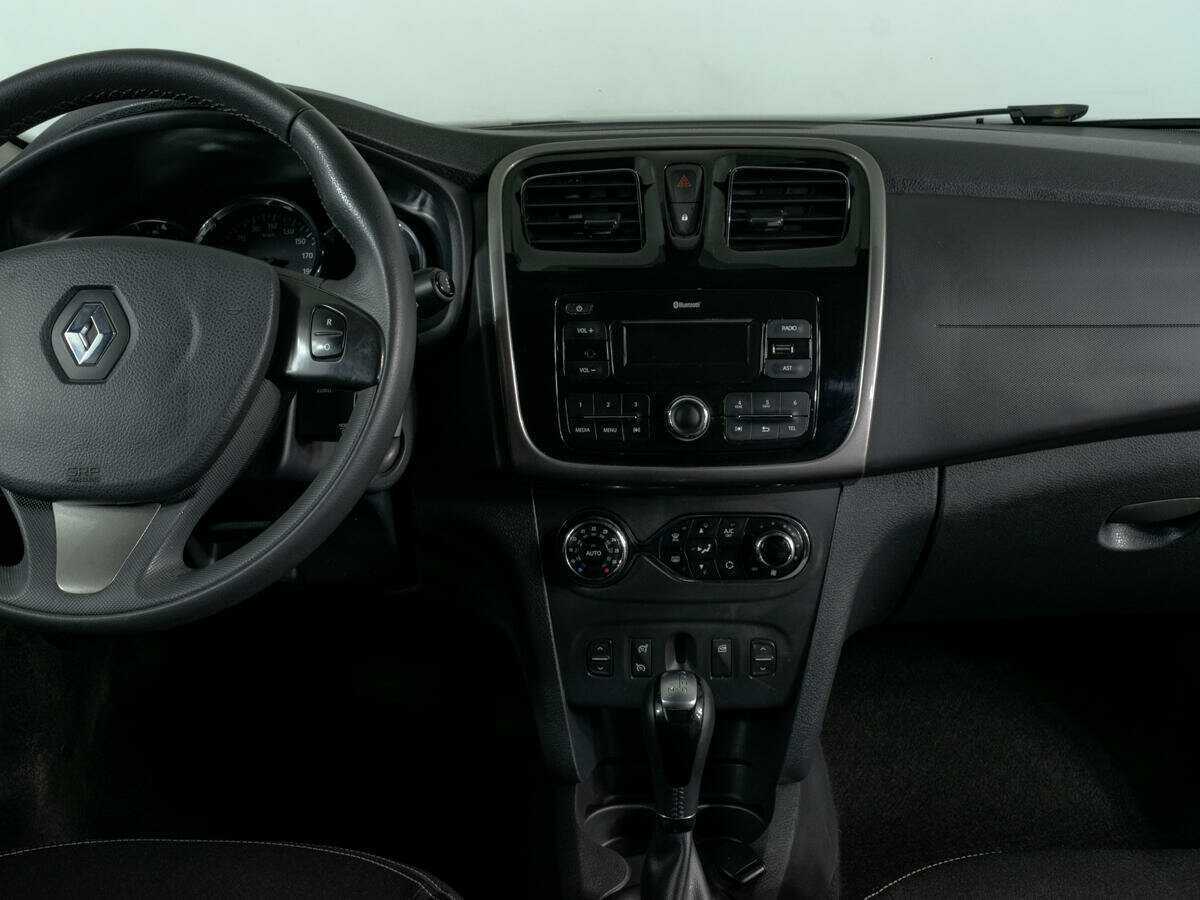 Renault Sandero б/у, 2017, Автоматическая. Фото: #9