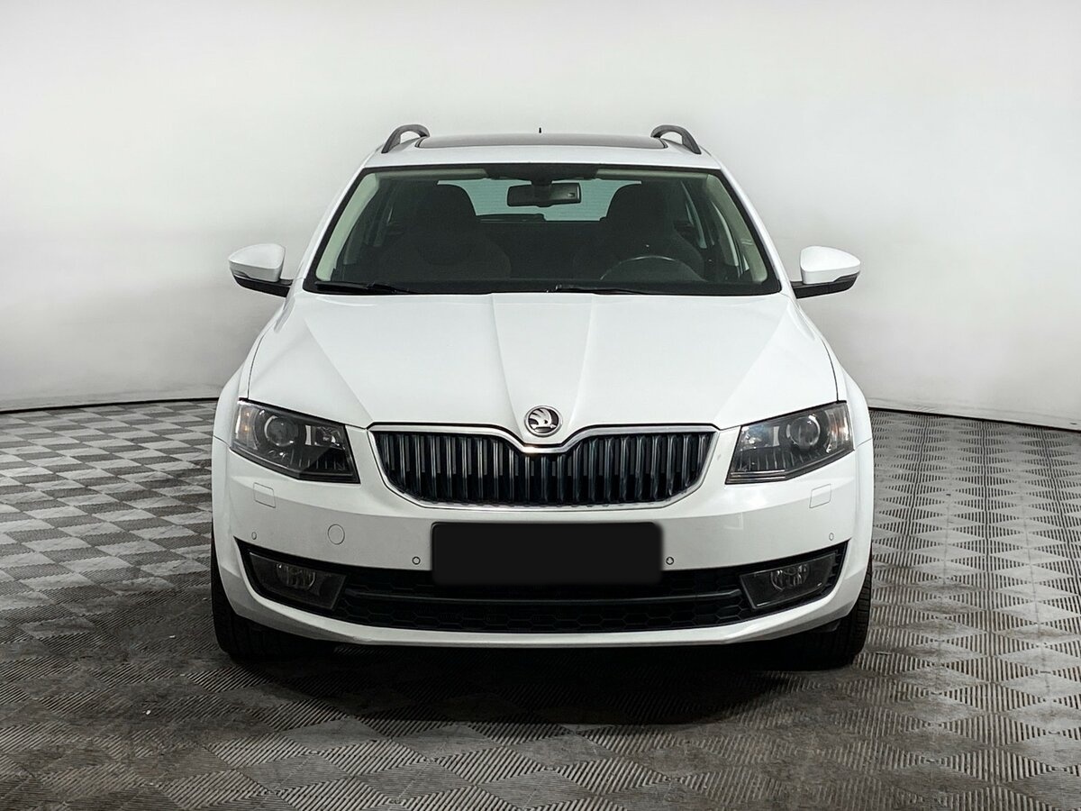 Skoda Octavia б/у, 2015, Роботизированная. Фото: #1