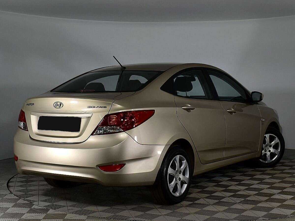 Hyundai Solaris б/у, 2014, Механическая. Фото: #1