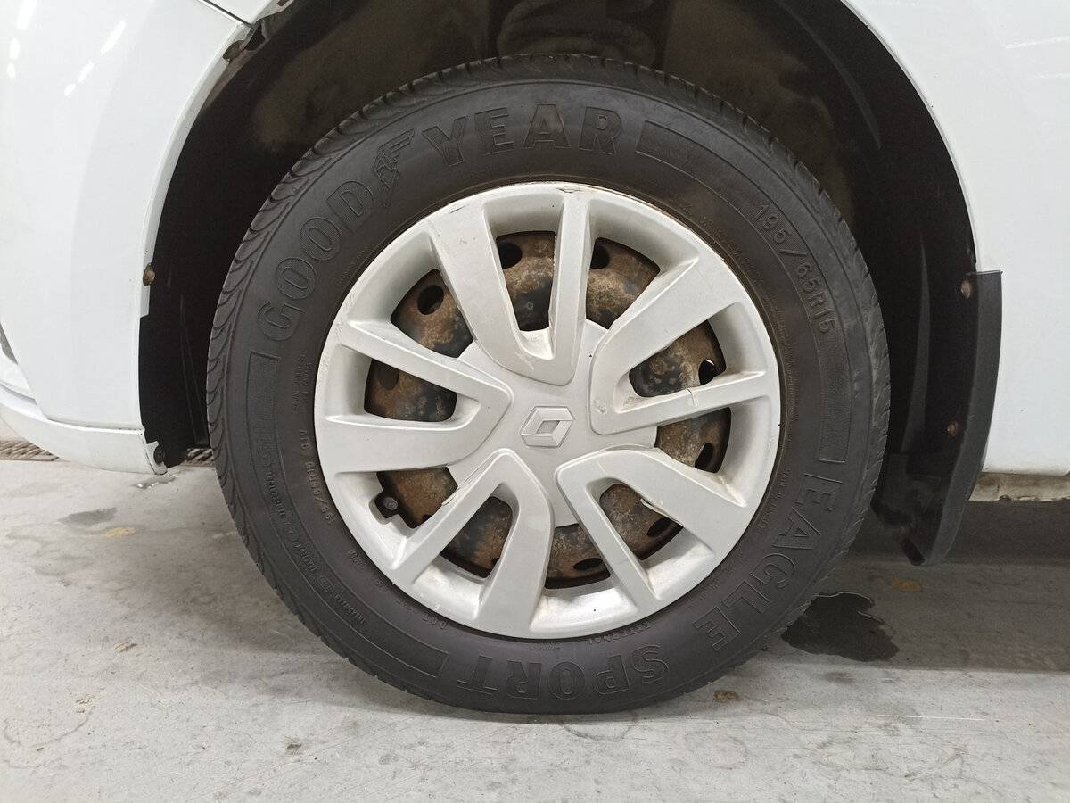 Renault Logan б/у, 2020, Автоматическая. Фото: #17