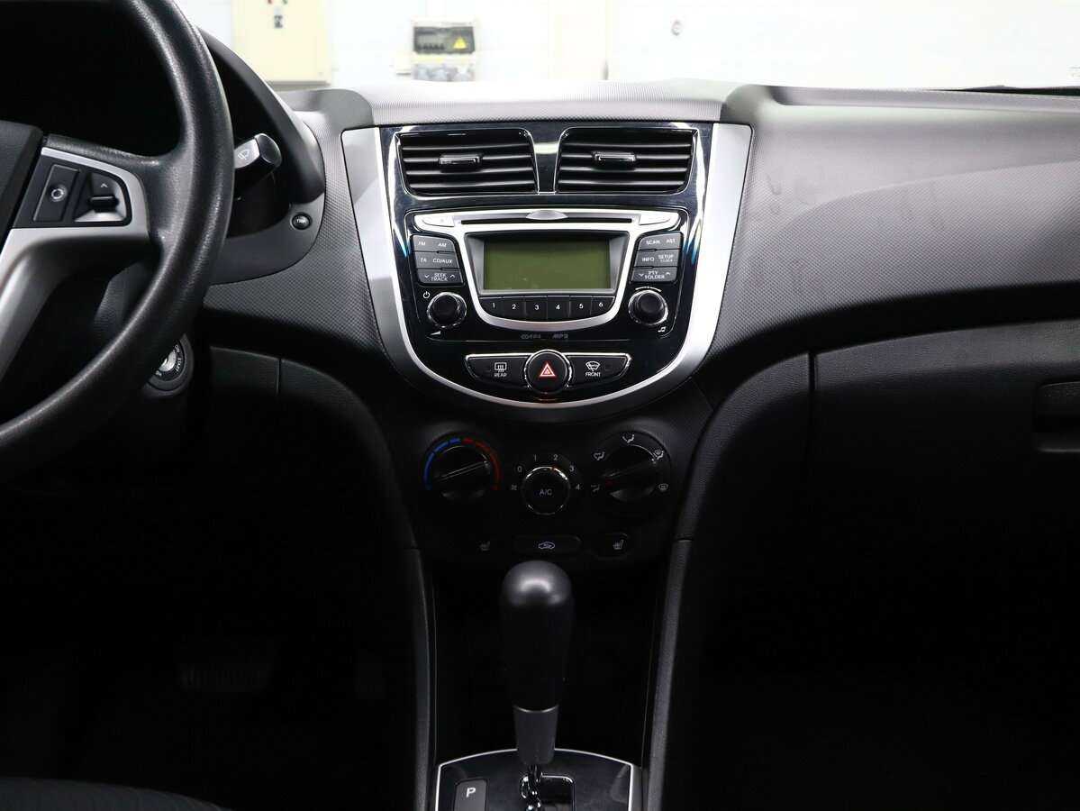 Hyundai Solaris б/у, 2014, Автоматическая. Фото: #16