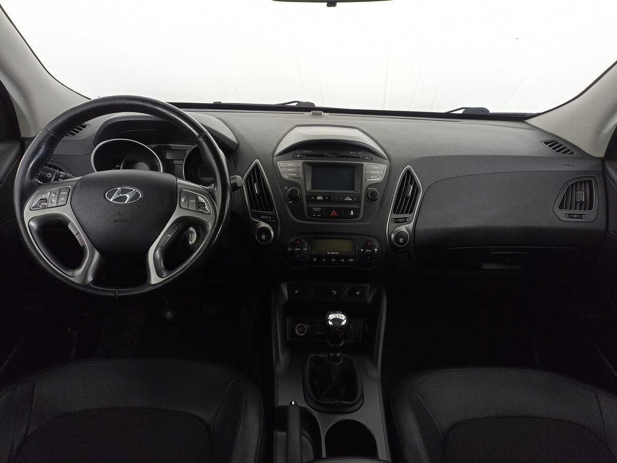 Hyundai ix35 б/у, 2013, Механическая. Фото: #11