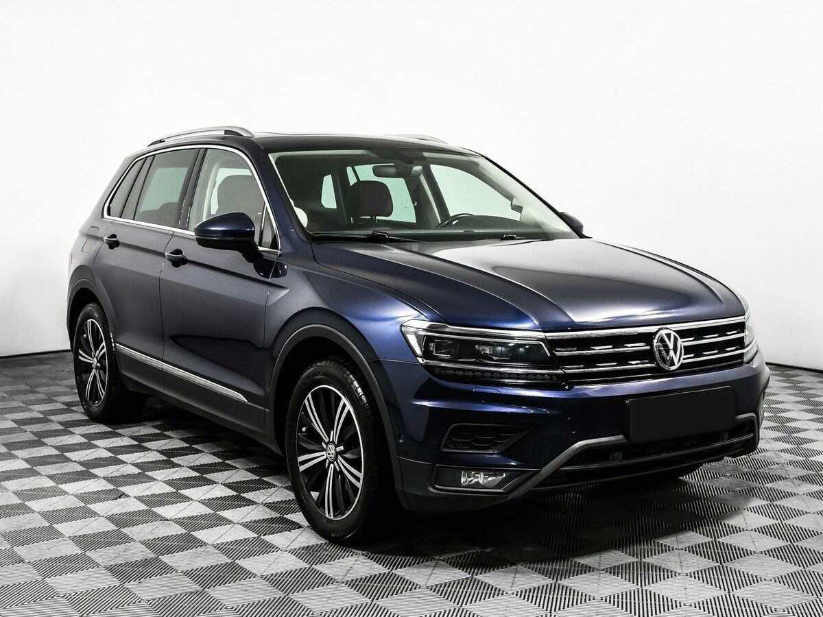 Volkswagen Tiguan б/у, 2017, Роботизированная. Фото: #2