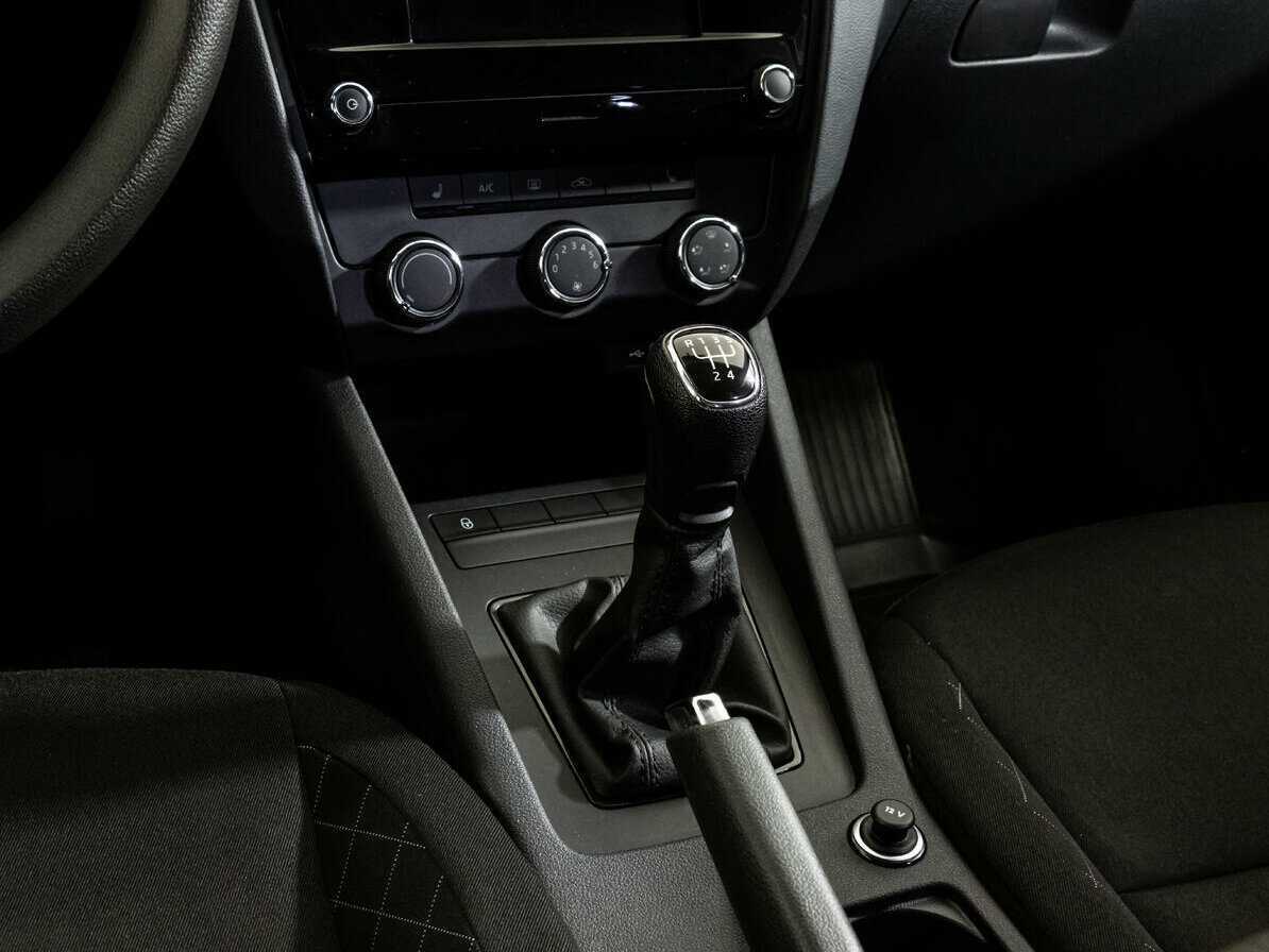 Skoda Octavia б/у, 2020, Механическая. Фото: #9