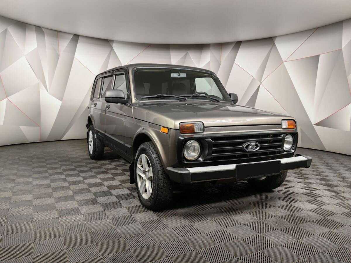 Lada (ВАЗ) 2131 (4x4) б/у, 2019, Механическая. Фото: #2