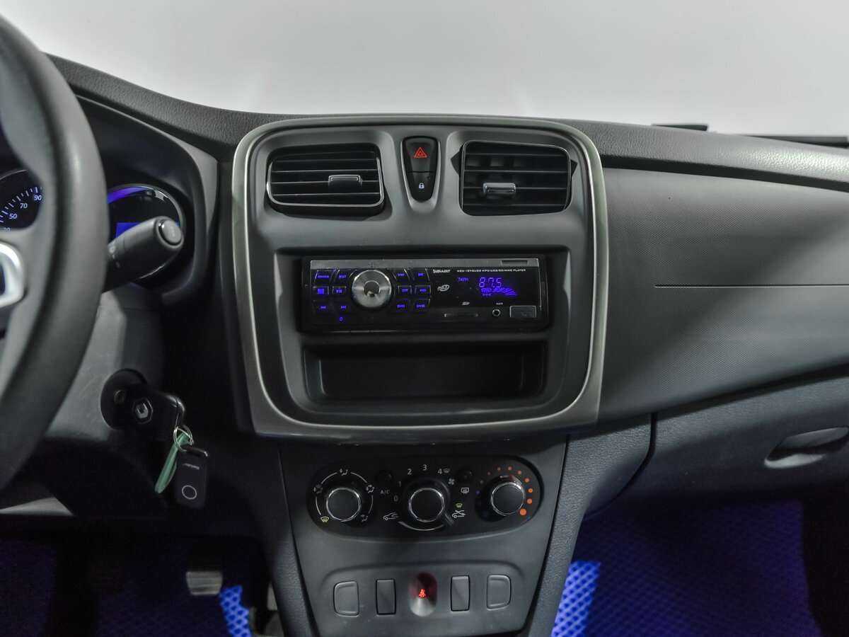 Renault Logan б/у, 2018, Механическая. Фото: #8