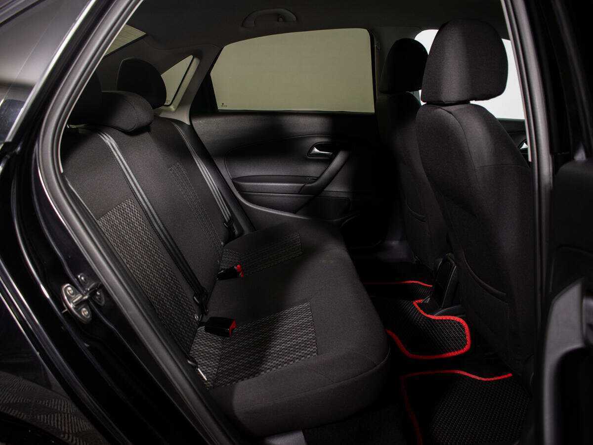 Volkswagen Polo б/у, 2018, Автоматическая. Фото: #7