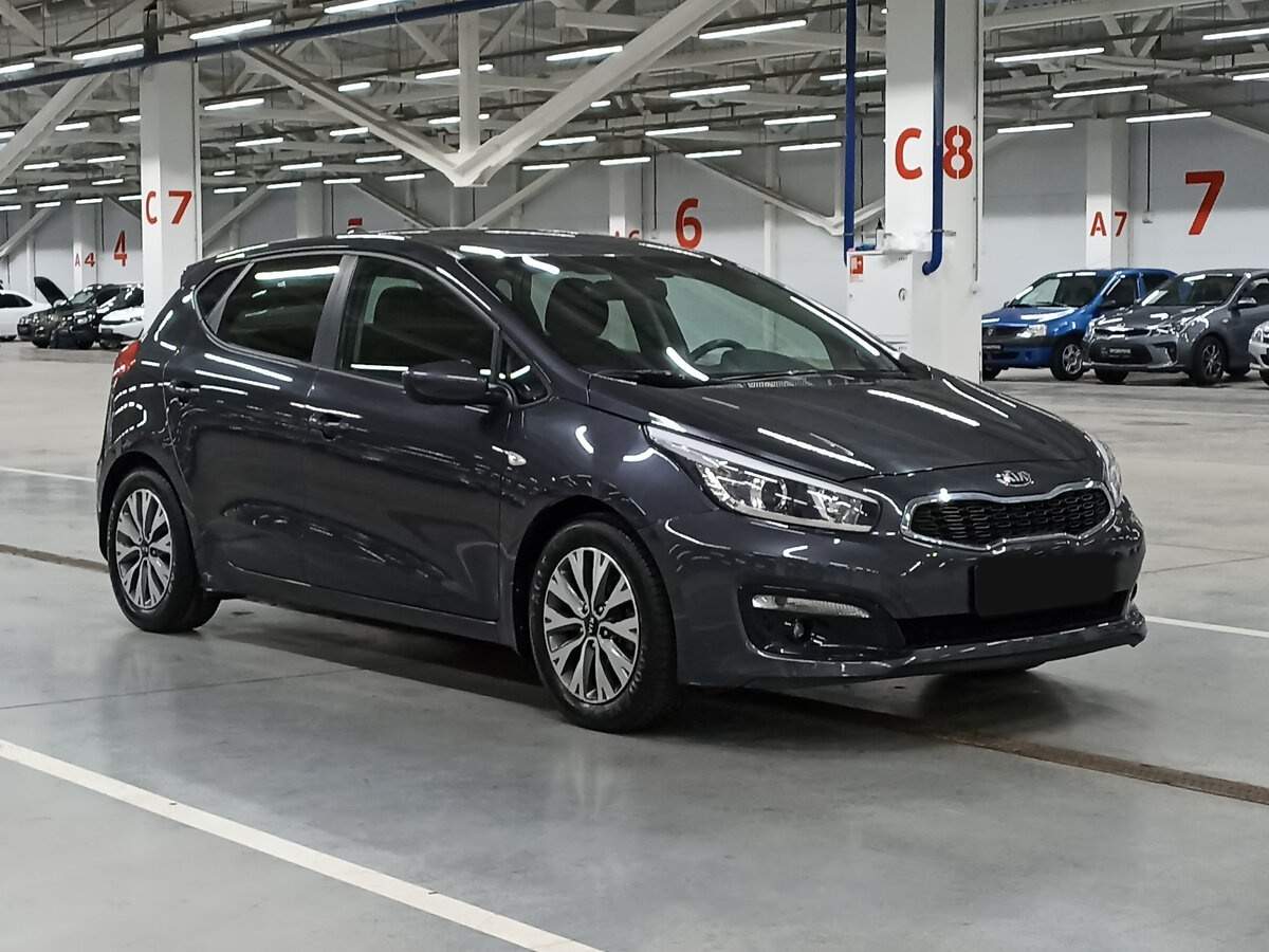 Kia Ceed б/у, 2017, Автоматическая. Фото: #2