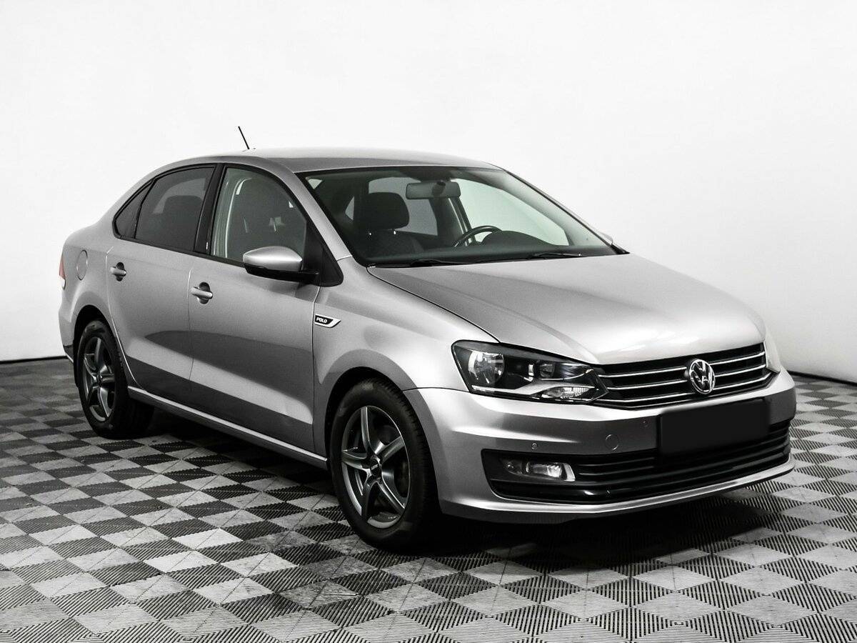 Volkswagen Polo б/у, 2018, Роботизированная. Фото: #2