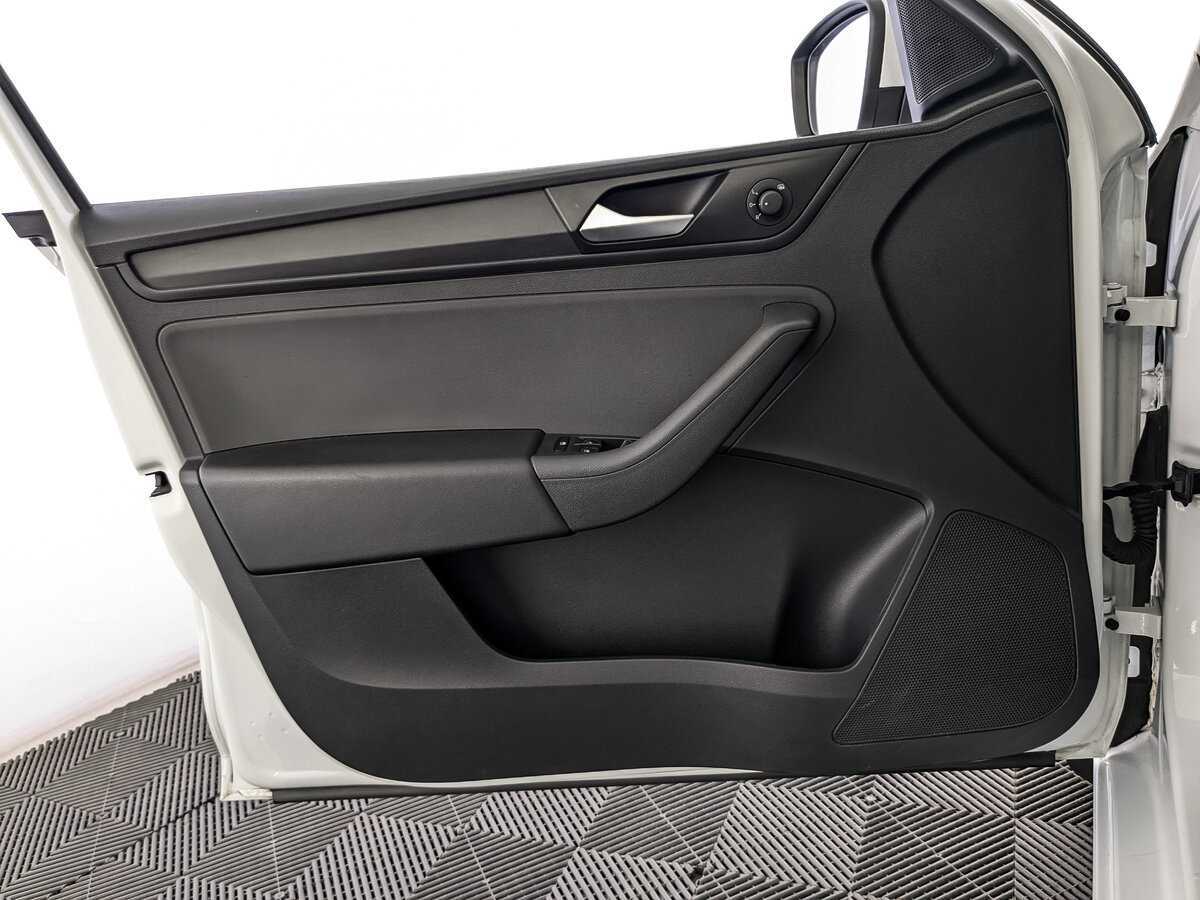 Volkswagen Polo б/у, 2020, Автоматическая. Фото: #14