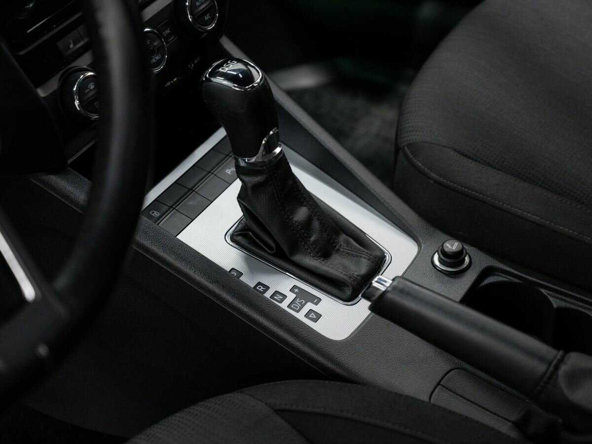 Skoda Octavia б/у, 2016, Роботизированная. Фото: #16