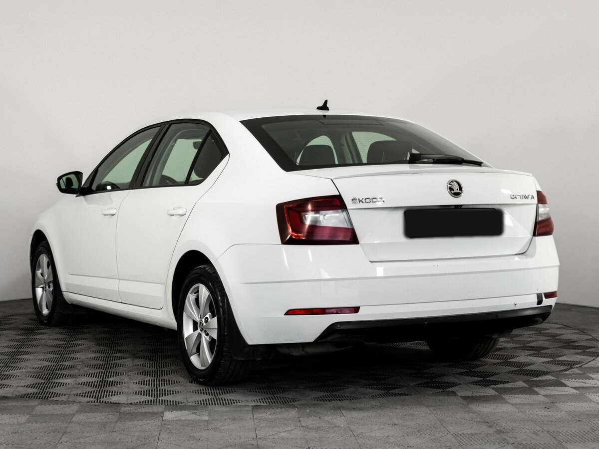 Skoda Octavia б/у, 2017, Роботизированная. Фото: #5