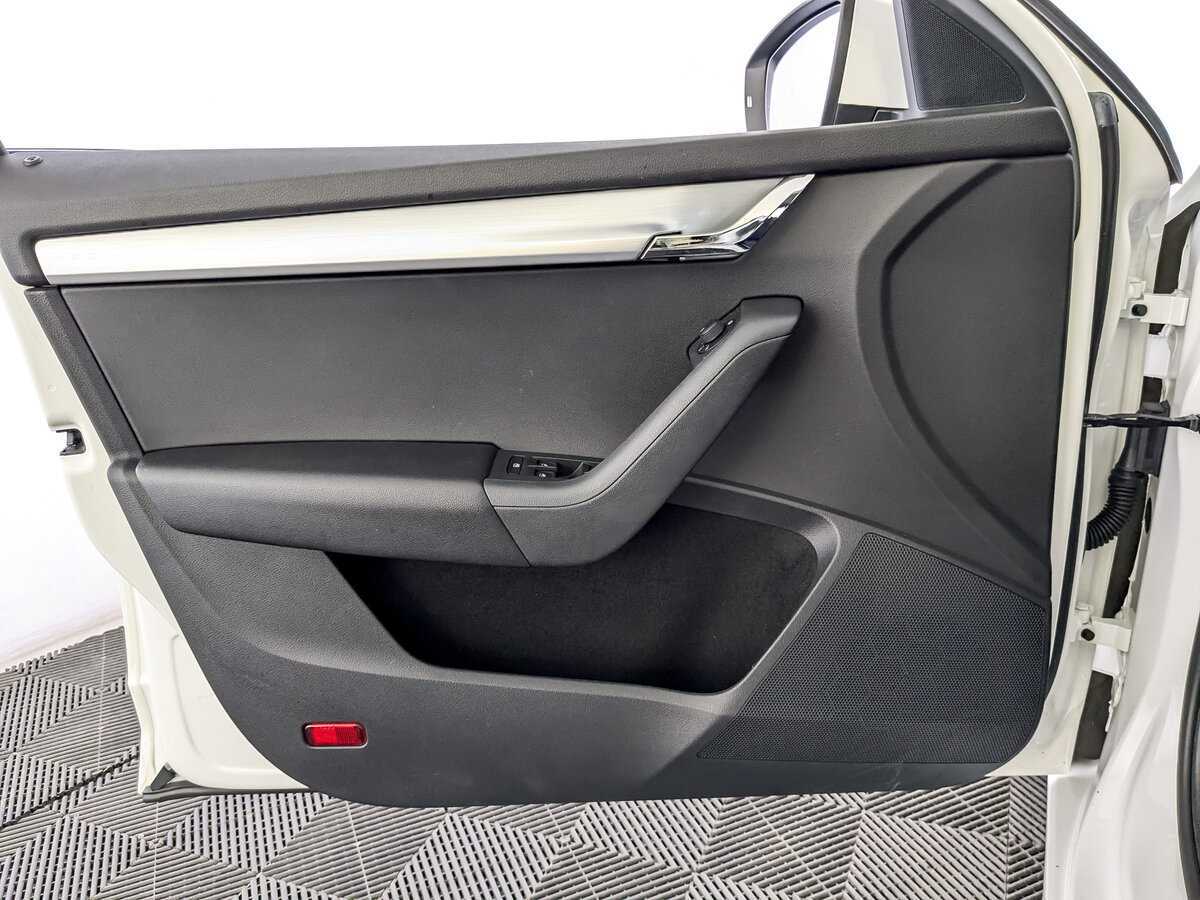 Skoda Octavia б/у, 2019, Механическая. Фото: #15