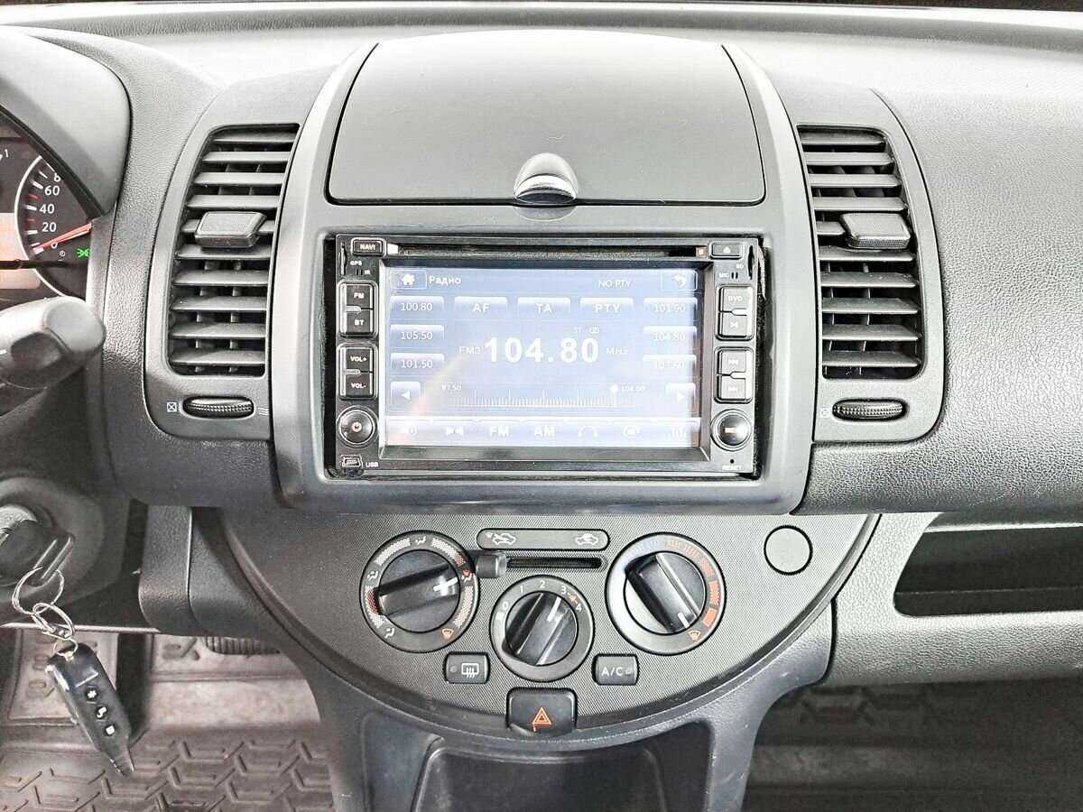 Nissan Note б/у, 2012, Автоматическая. Фото: #12