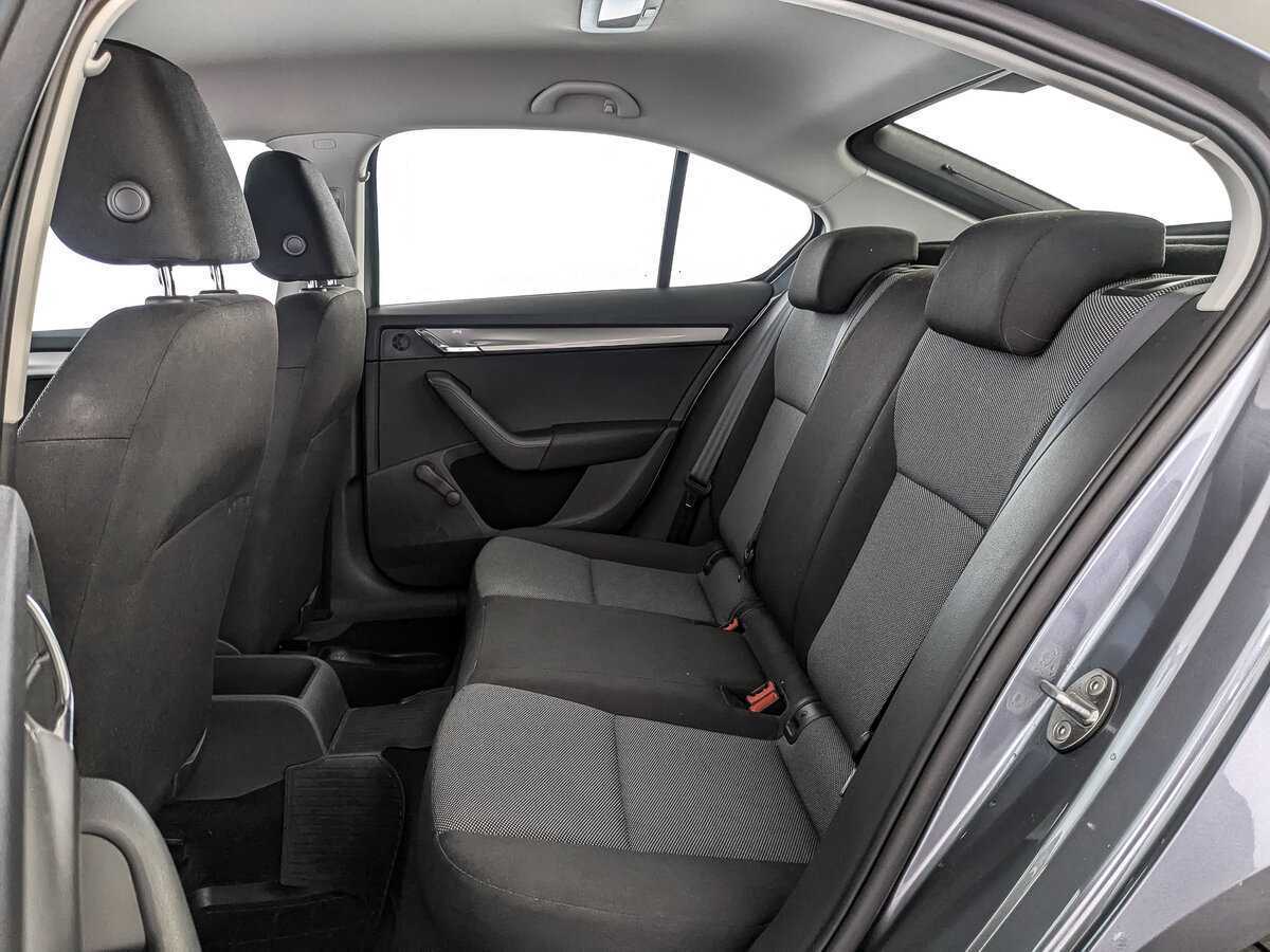 Skoda Octavia б/у, 2015, Механическая. Фото: #13
