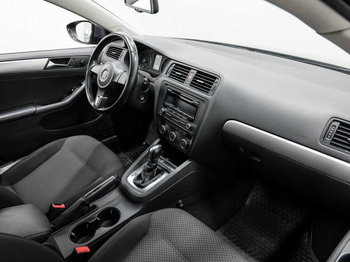 Volkswagen Jetta б/у, 2012, Автоматическая. Фото: #7