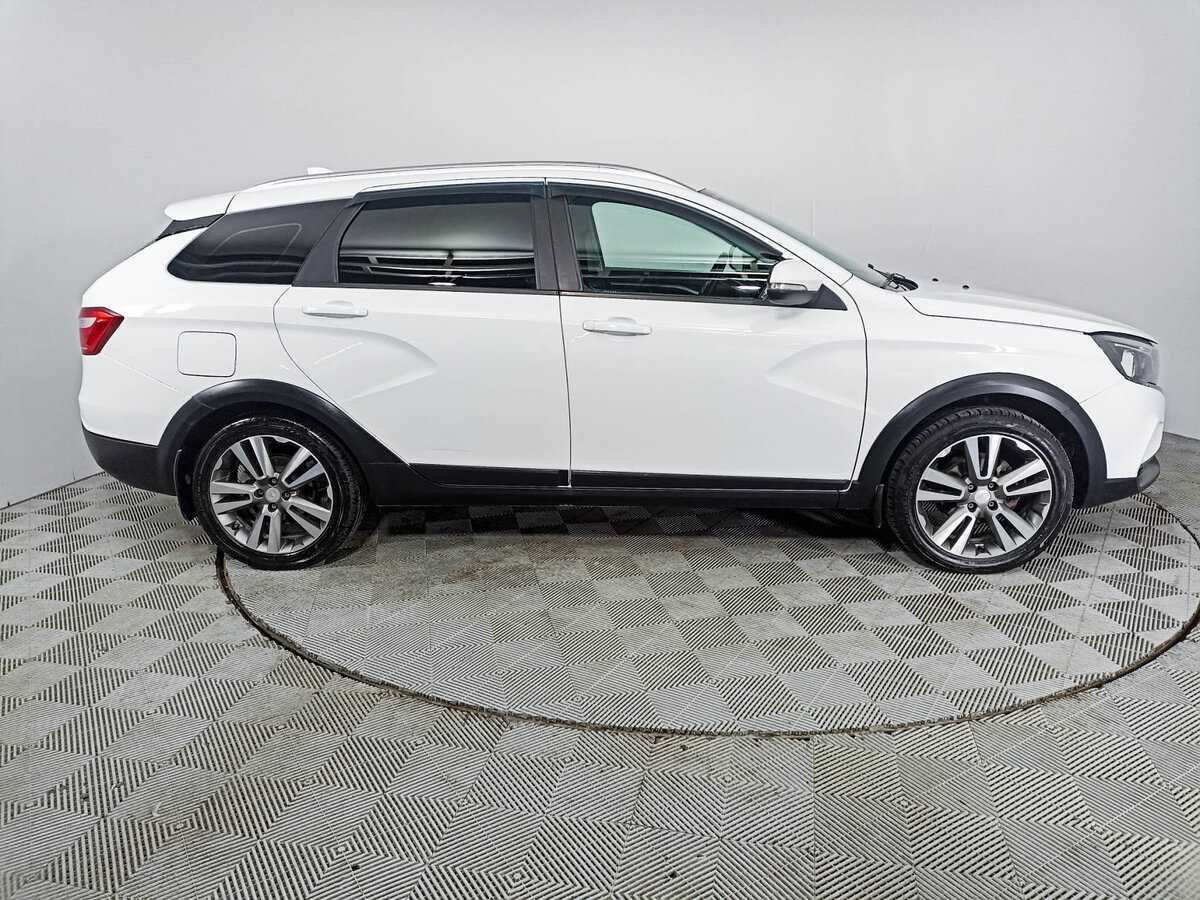 Lada (ВАЗ) Vesta б/у, 2017, Механическая. Фото: #3