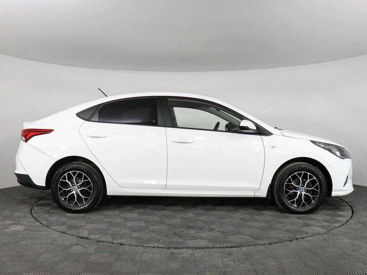 Hyundai Solaris б/у, 2022, Автоматическая. Фото: #3