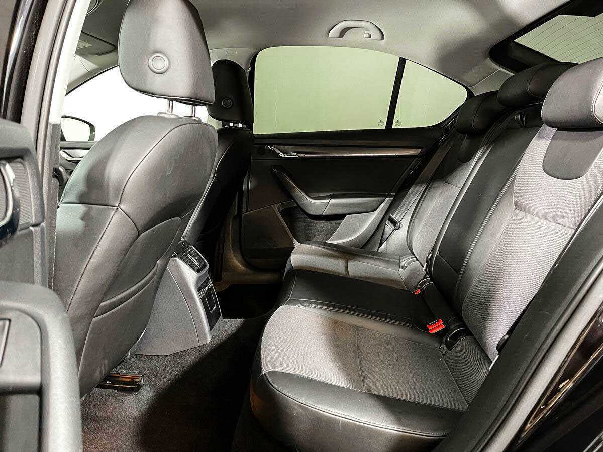 Skoda Octavia б/у, 2019, Роботизированная. Фото: #6