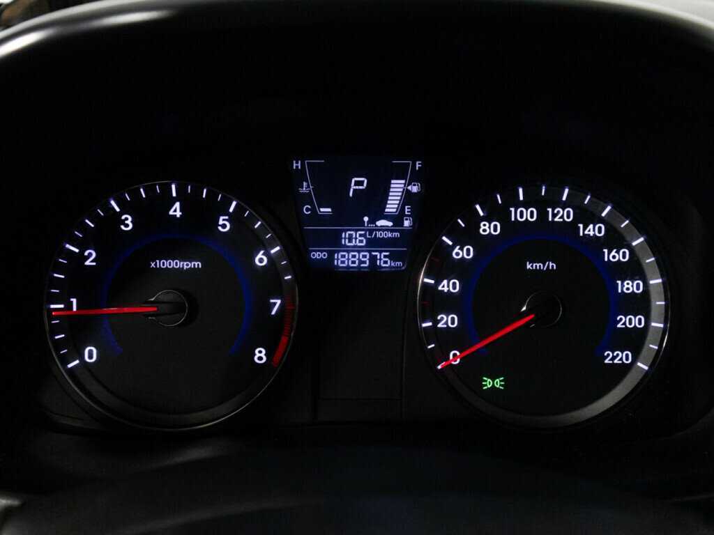 Hyundai Solaris б/у, 2013, Автоматическая. Фото: #11