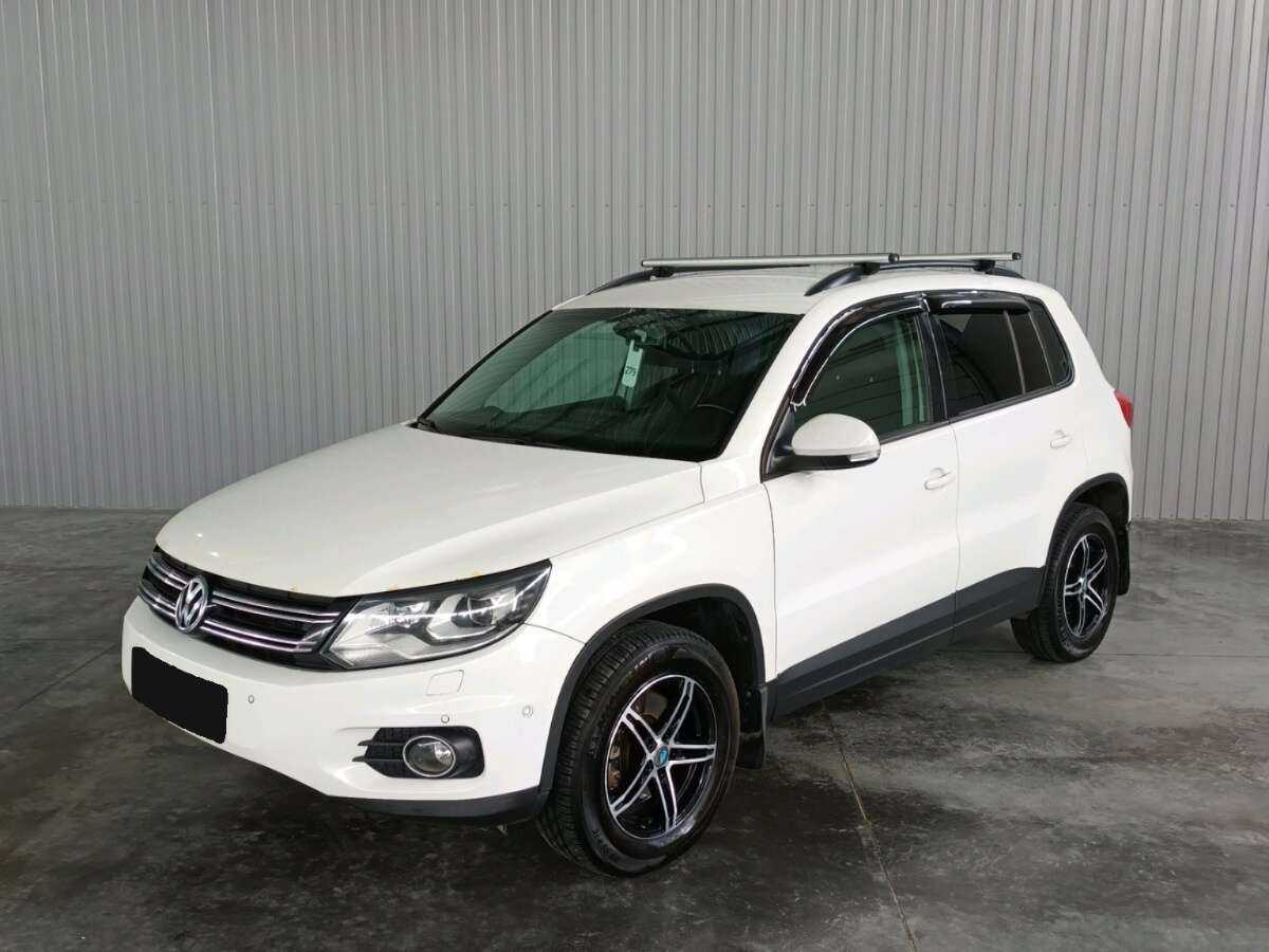 Volkswagen Tiguan б/у, 2013, Автоматическая. Посмотреть фото