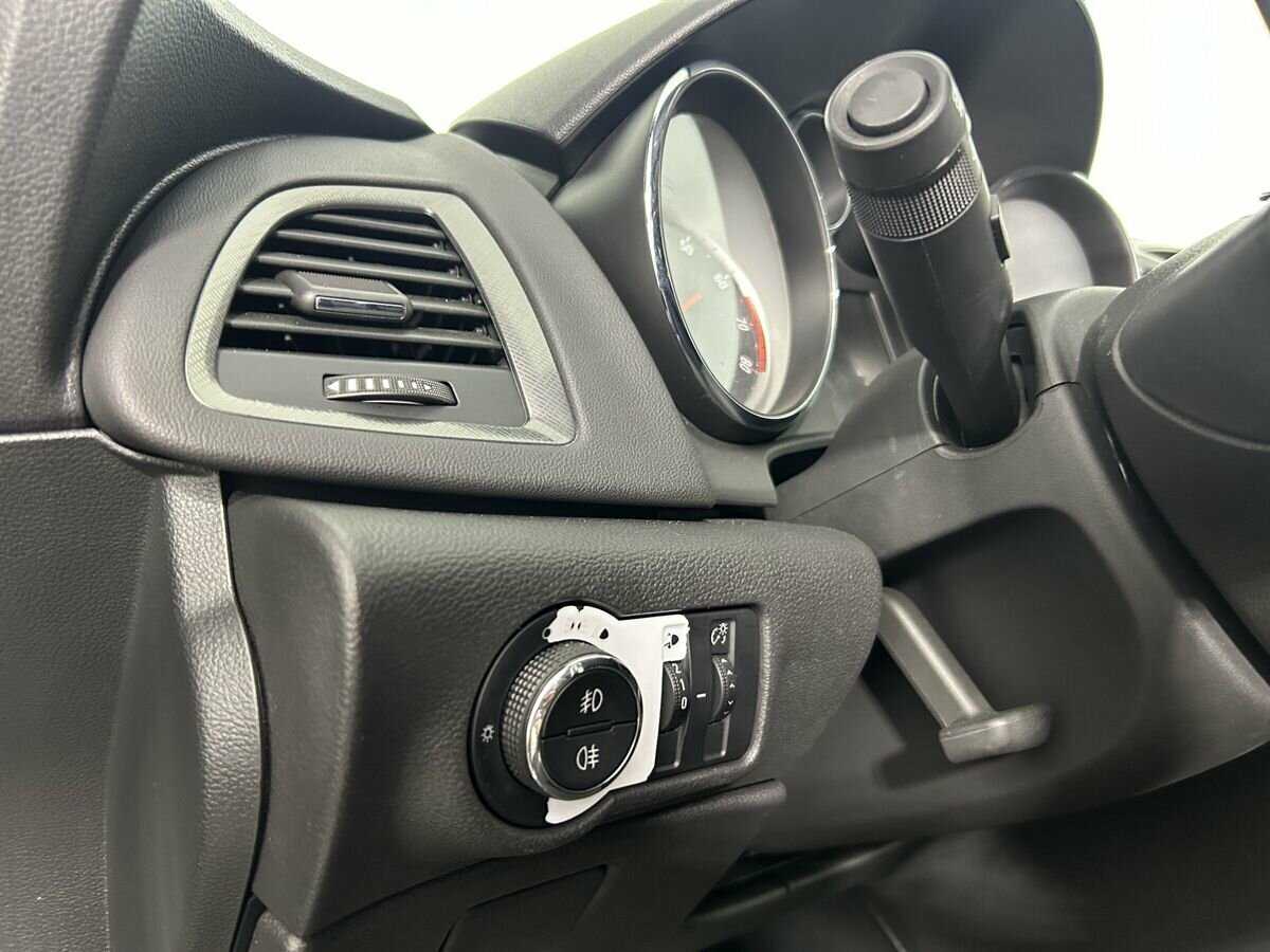 Opel Astra б/у, 2012, Автоматическая. Фото: #8