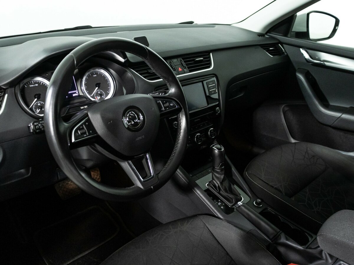 Skoda Octavia б/у, 2019, Автоматическая. Фото: #10