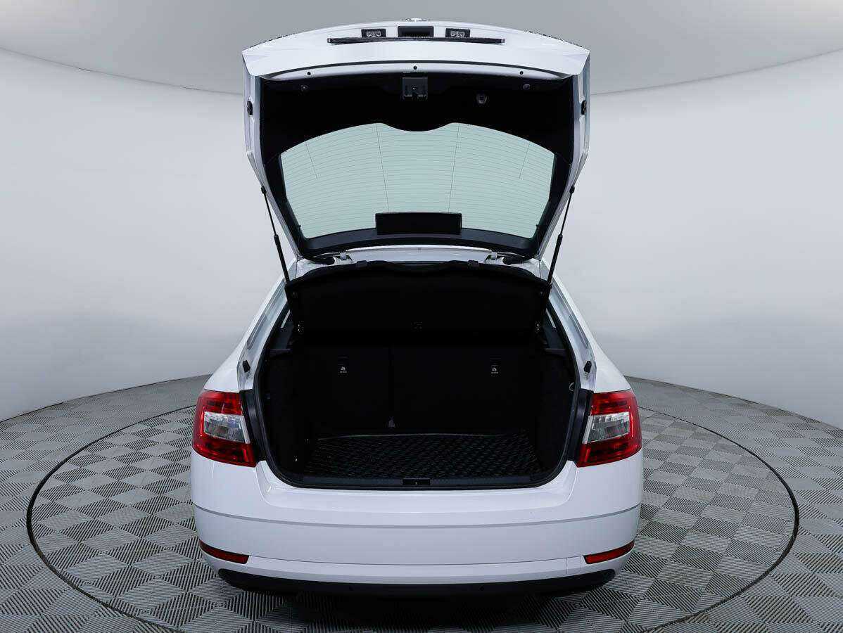 Skoda Octavia б/у, 2018, Механическая. Фото: #5