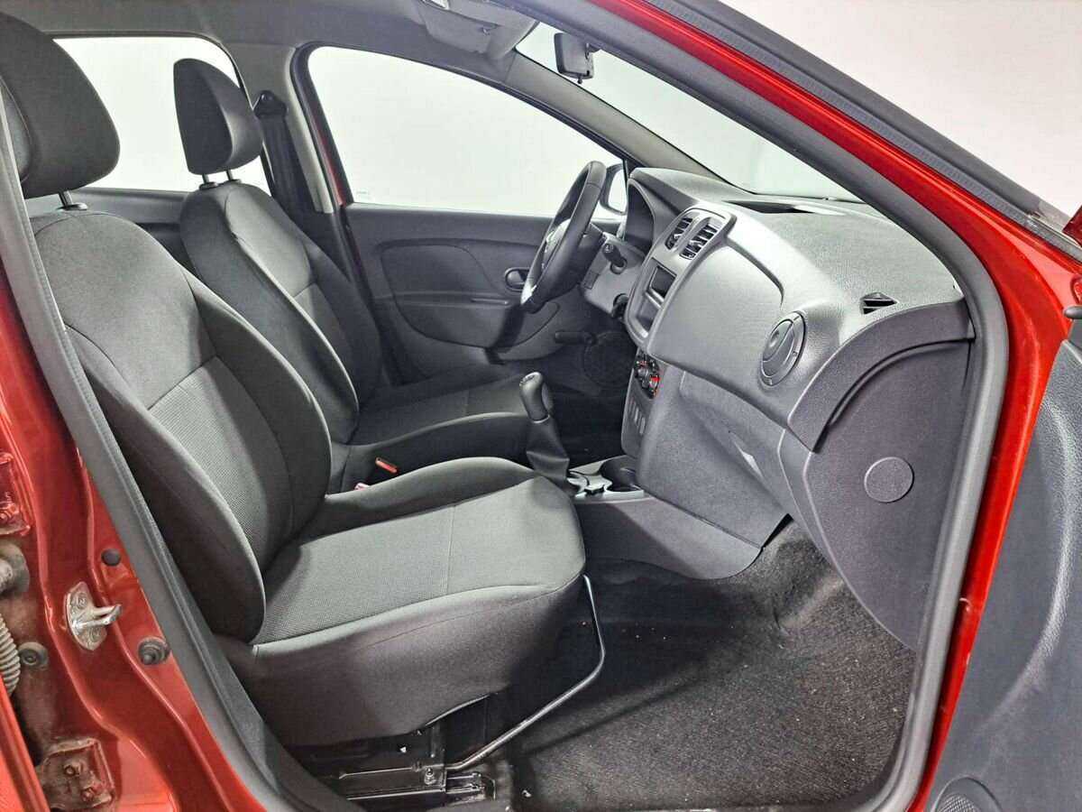 Renault Logan б/у, 2019, Механическая. Фото: #8