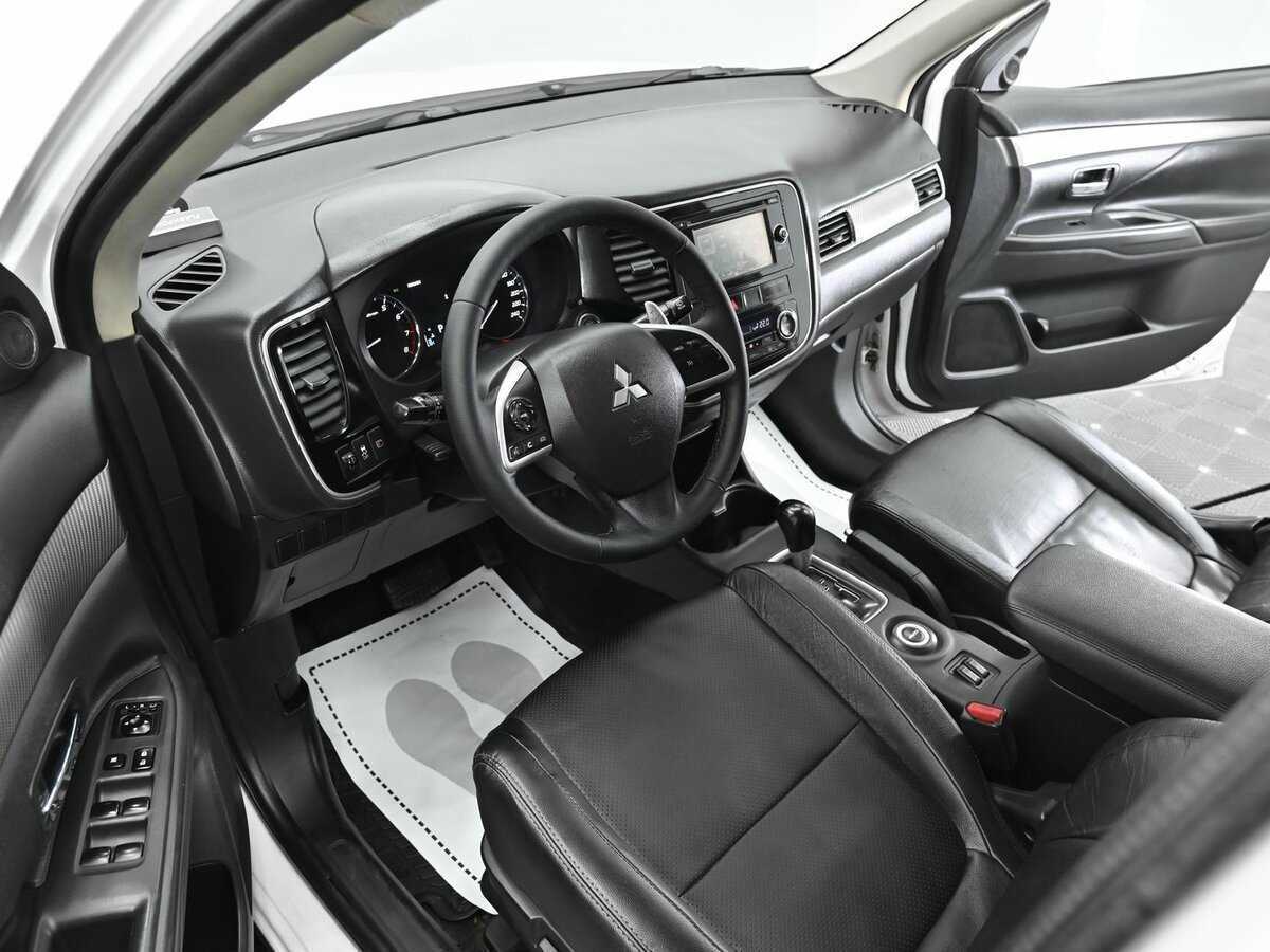 Mitsubishi Outlander б/у, 2012, Вариатор. Фото: #7