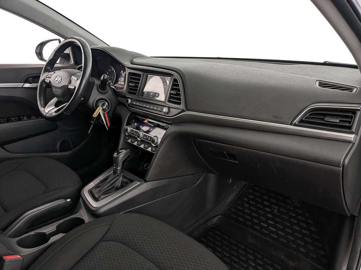 Hyundai Elantra б/у, 2020, Автоматическая. Фото: #8