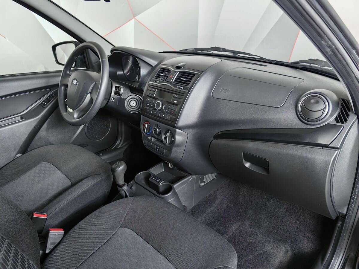 Lada (ВАЗ) Granta б/у, 2022, Механическая. Фото: #8