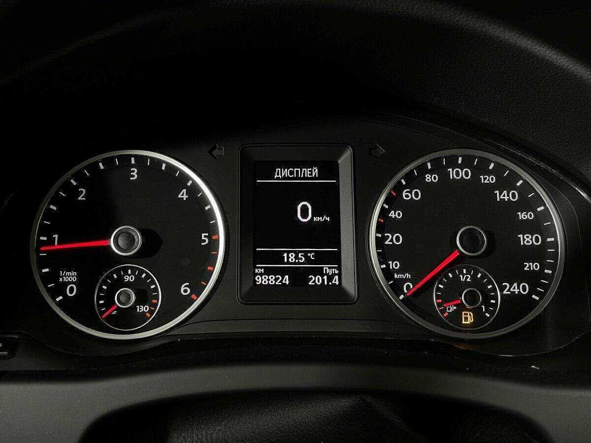 Volkswagen Tiguan б/у, 2014, Автоматическая. Фото: #10