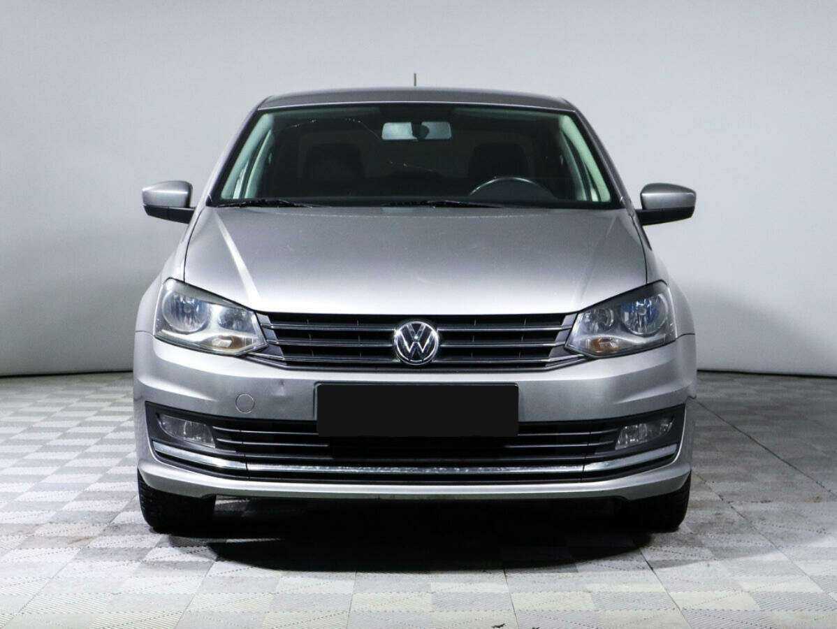 Volkswagen Polo б/у, 2017, Автоматическая. Фото: #1