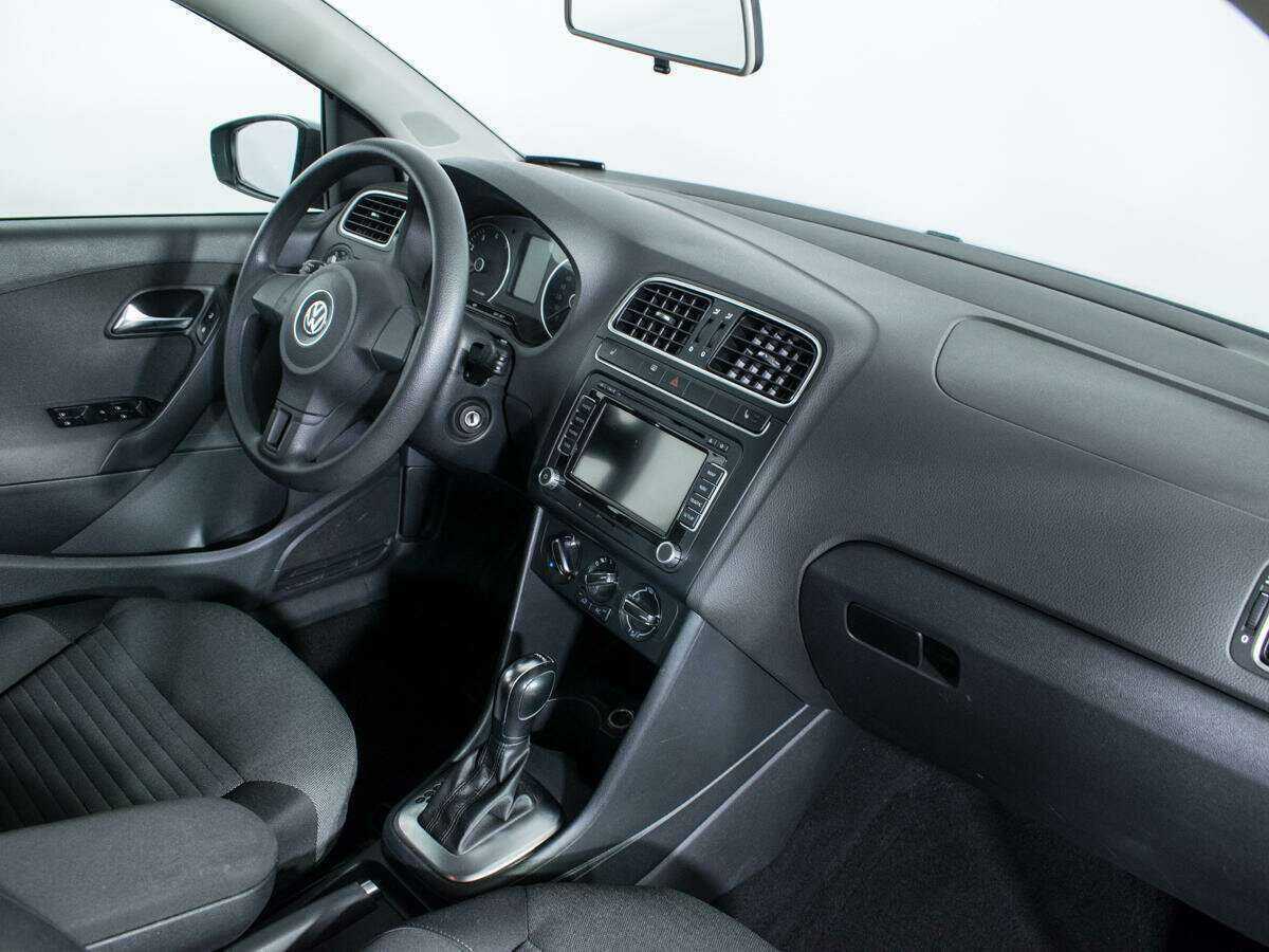 Volkswagen Polo б/у, 2012, Роботизированная. Фото: #8