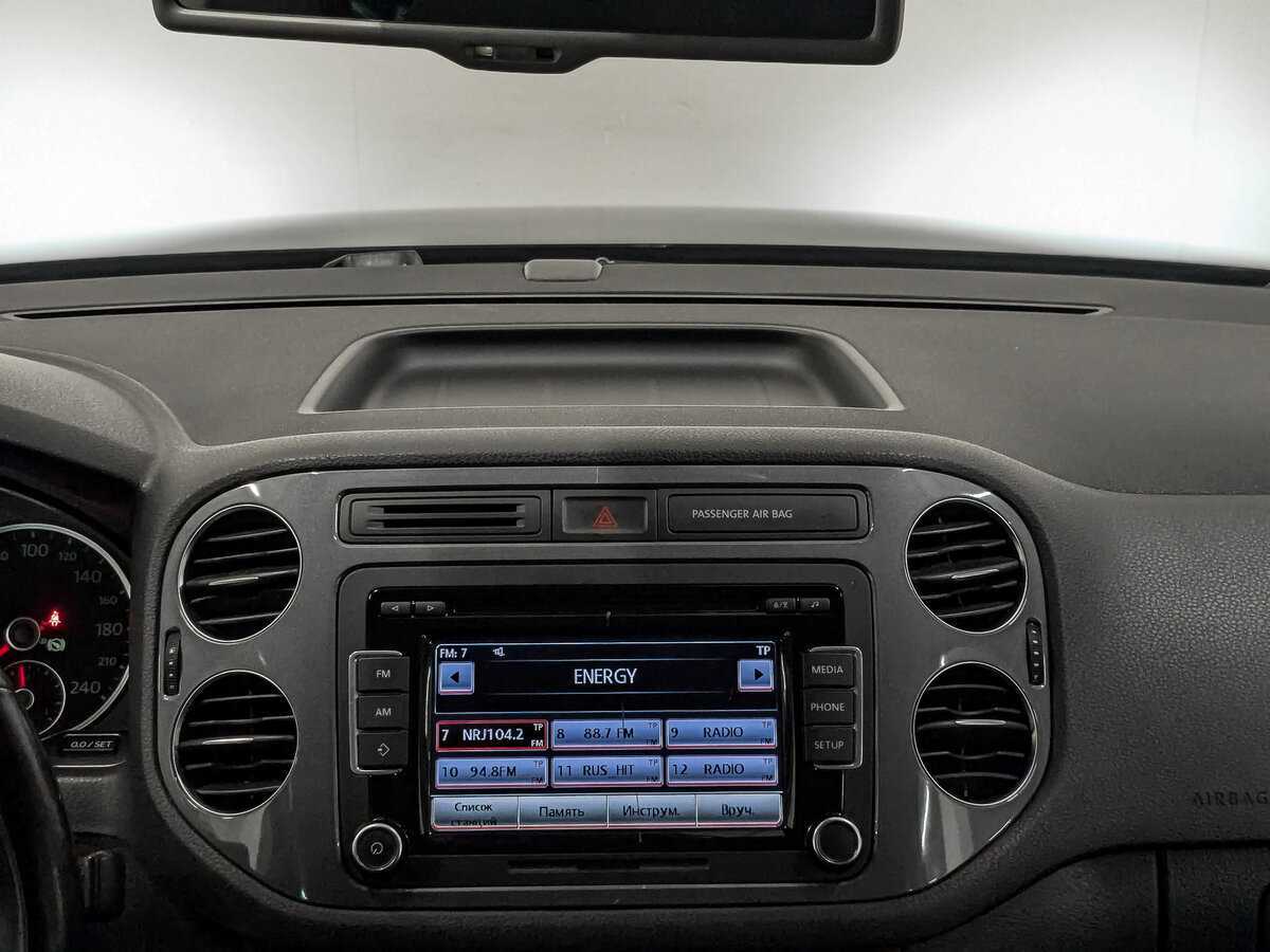 Volkswagen Tiguan б/у, 2015, Автоматическая. Фото: #16