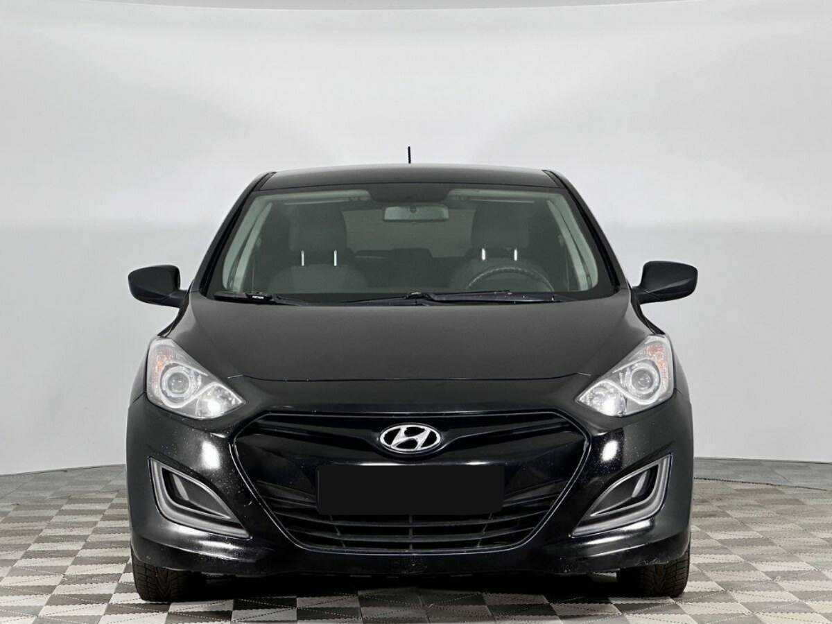 Hyundai i30 б/у, 2014, Автоматическая. Фото: #2