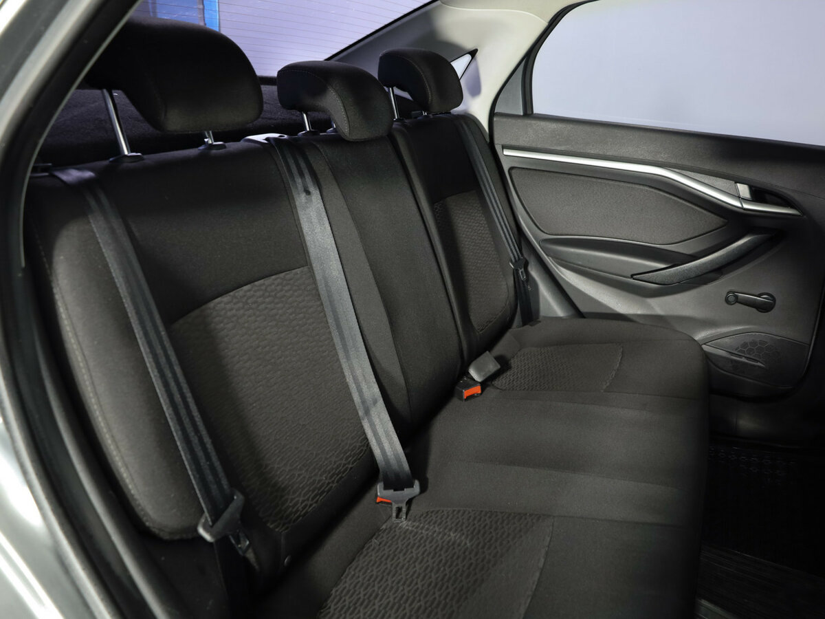 Lada (ВАЗ) Vesta б/у, 2017, Механическая. Фото: #9