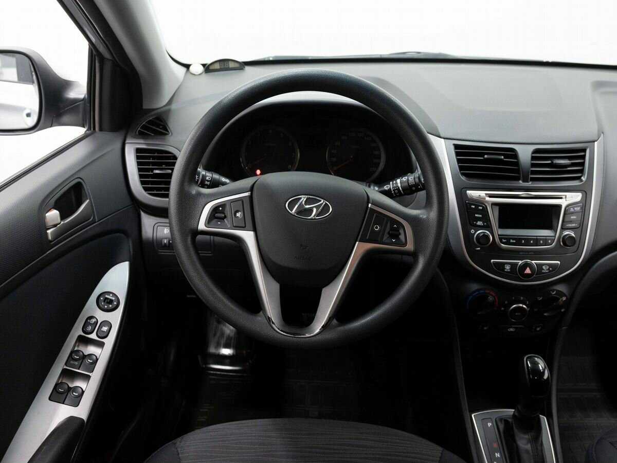 Hyundai Solaris б/у, 2016, Автоматическая. Фото: #14