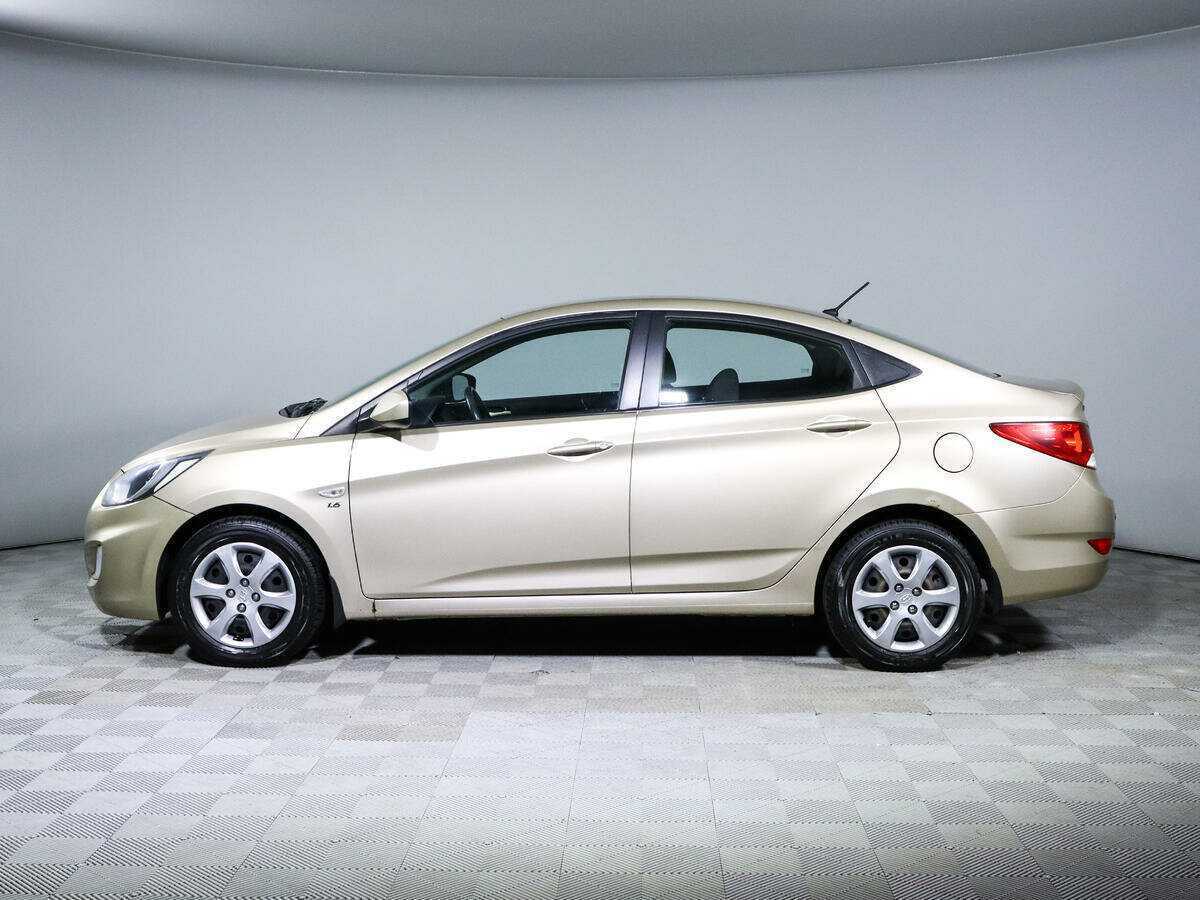 Hyundai Solaris б/у, 2013, Автоматическая. Фото: #6