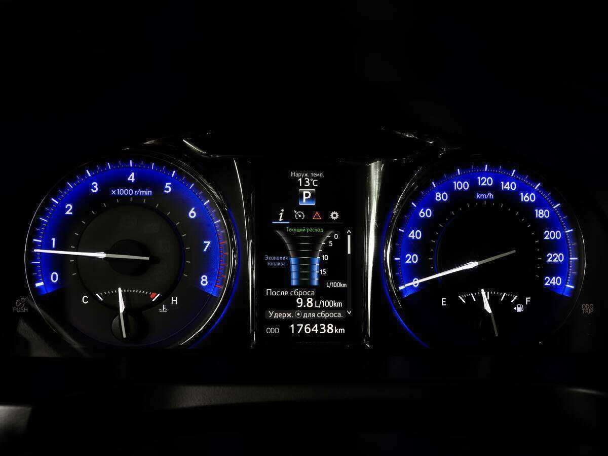 Toyota Camry б/у, 2017, Автоматическая. Фото: #17