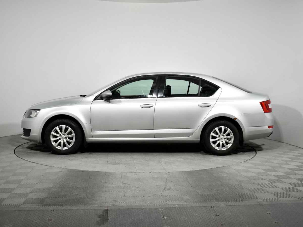 Skoda Octavia б/у, 2015, Механическая. Фото: #6