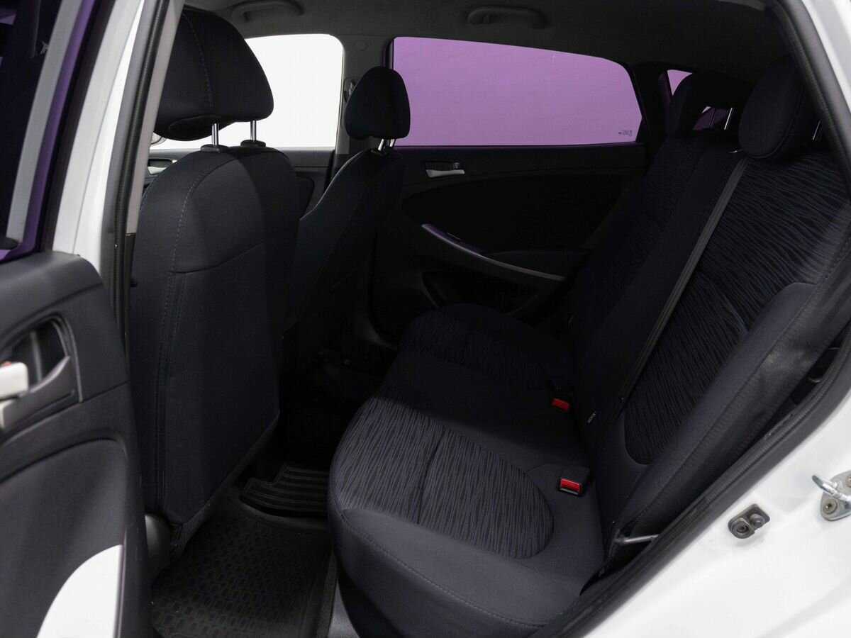 Hyundai Solaris б/у, 2015, Автоматическая. Фото: #8