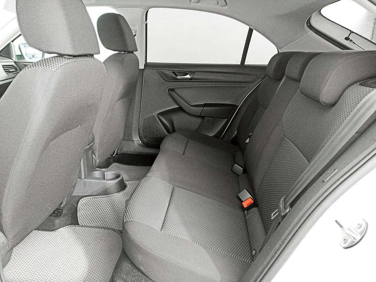 Volkswagen Polo б/у, 2020, Механическая. Фото: #11