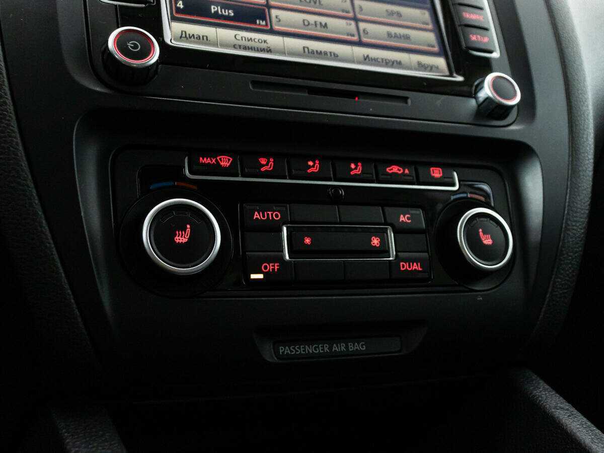 Volkswagen Jetta б/у, 2012, Роботизированная. Фото: #15