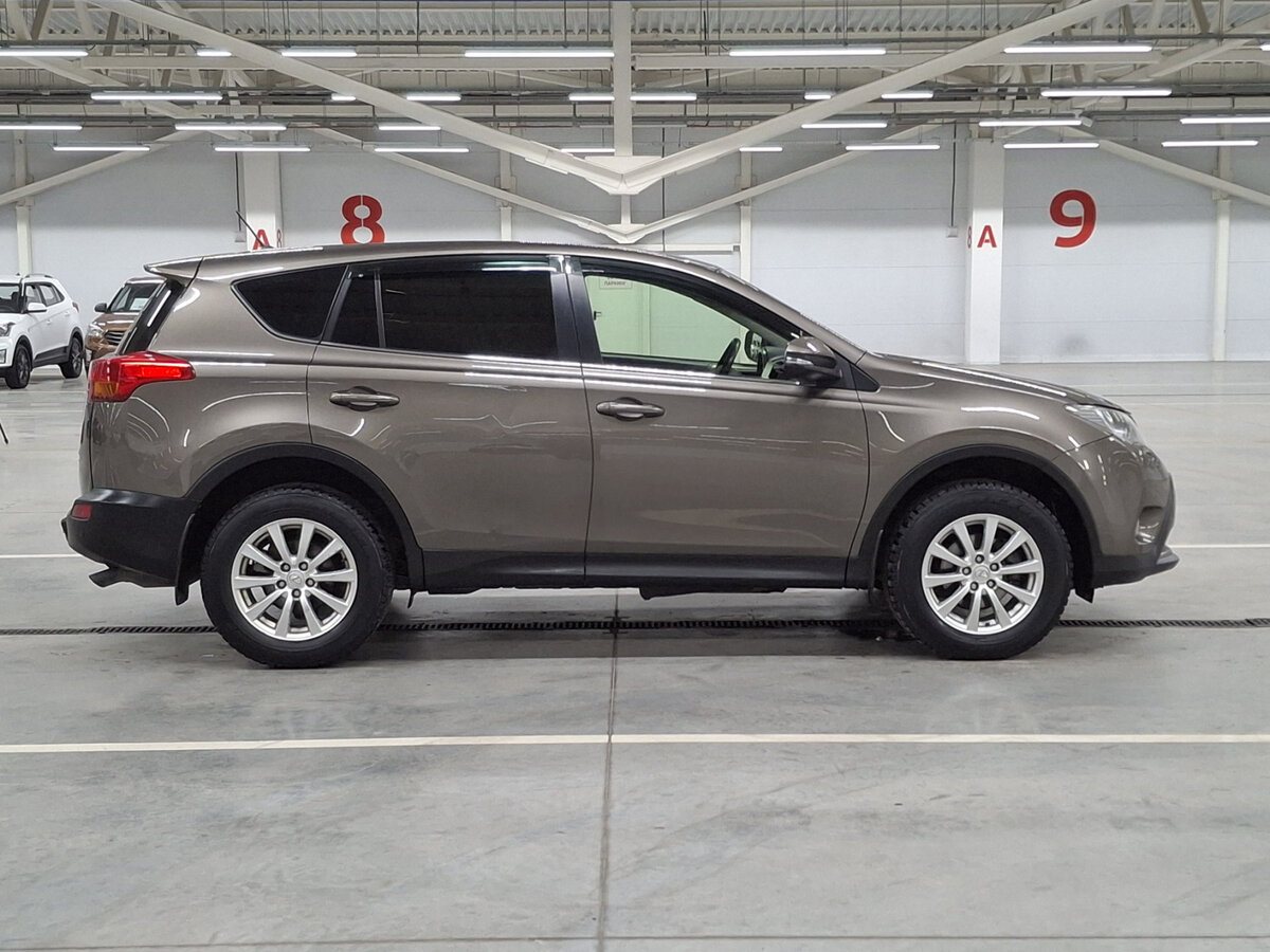 Toyota RAV4 б/у, 2013, Автоматическая. Фото: #3
