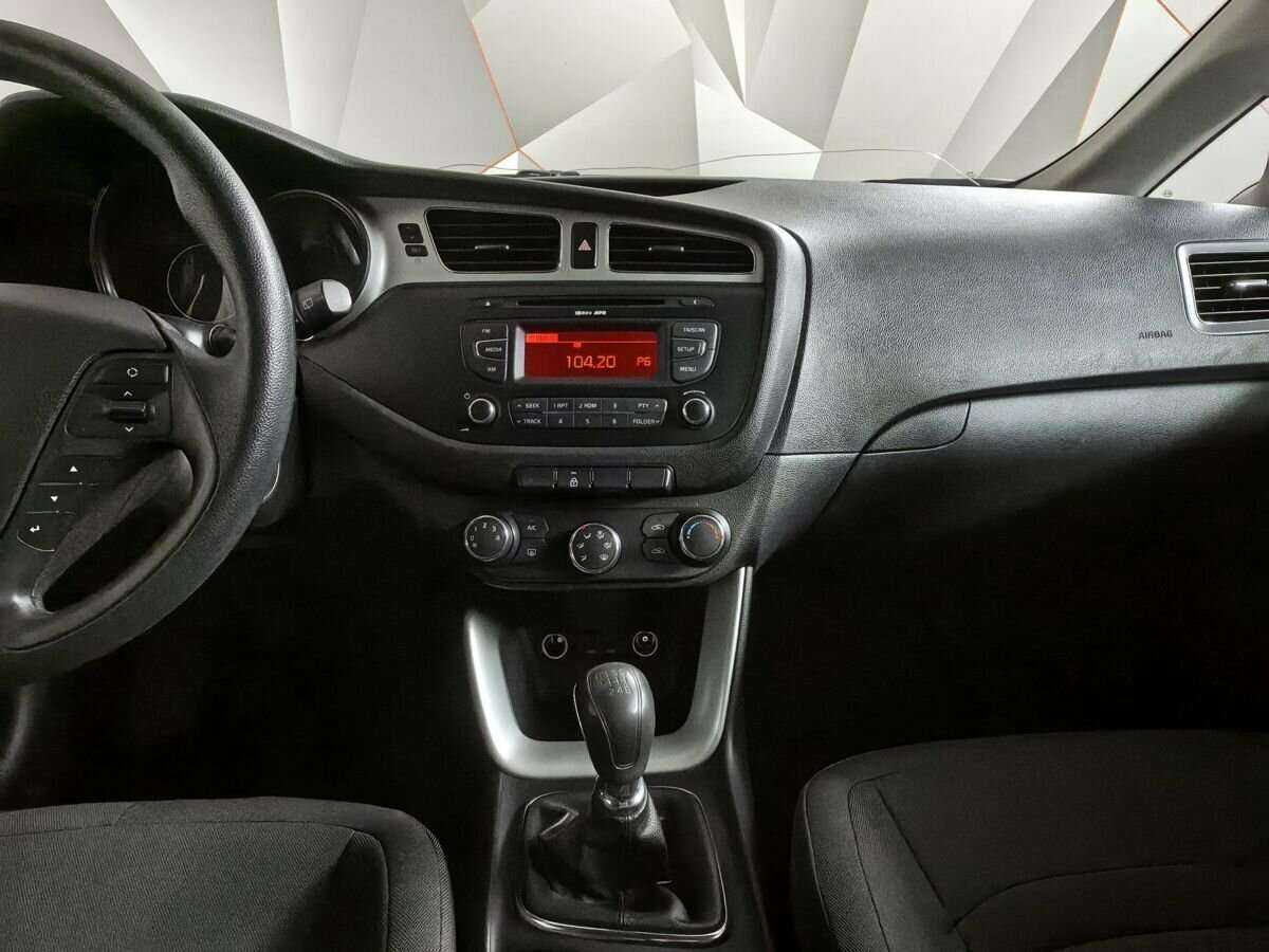 Kia Ceed б/у, 2014, Механическая. Фото: #10