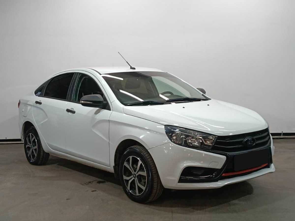 Lada (ВАЗ) Vesta б/у, 2016, Механическая. Фото: #2